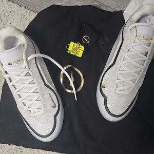Men's White and Gold Lebron  Sneakers New Never Worn Sorry No Box. Shoe Bag Inc
